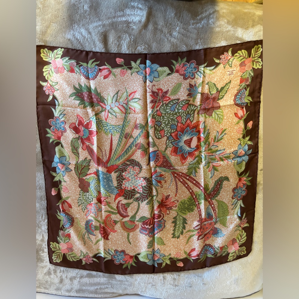 Liberty of London Rare Silk Scarf - Picture 2 of 7